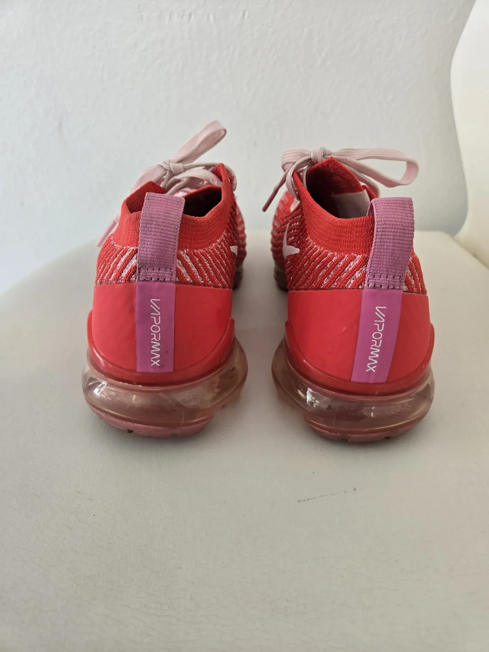 Nike Air VaporMax Flyknit 3 Track Red/Pink/White Low Top Sneakers  Sz 8/EUR 39